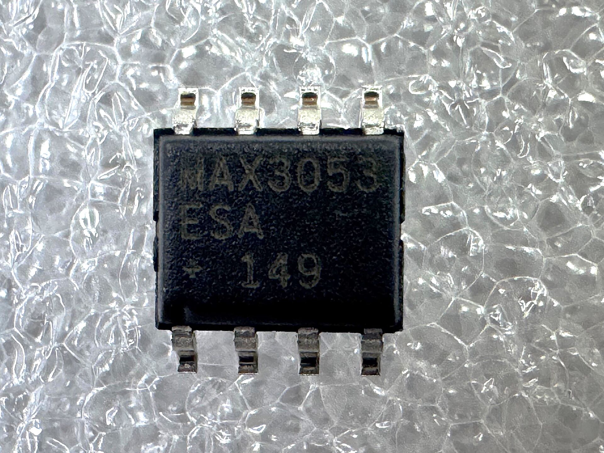 MAX3053ESA SOIC-8
