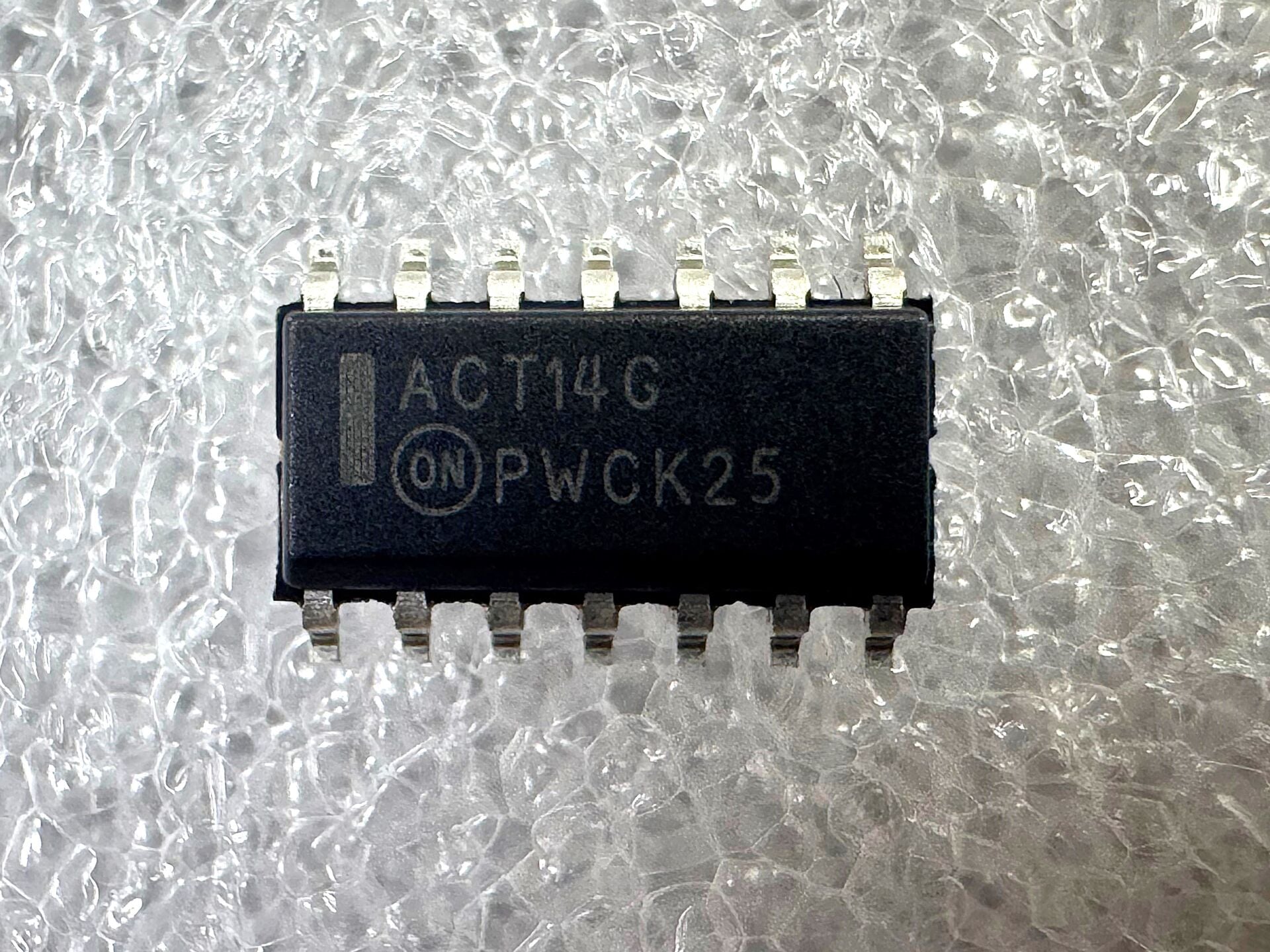 74ACT14 SMD SOIC-14