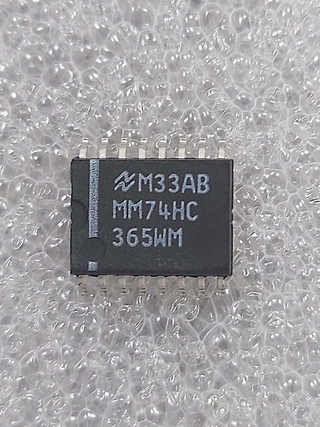 74HC365 SMD