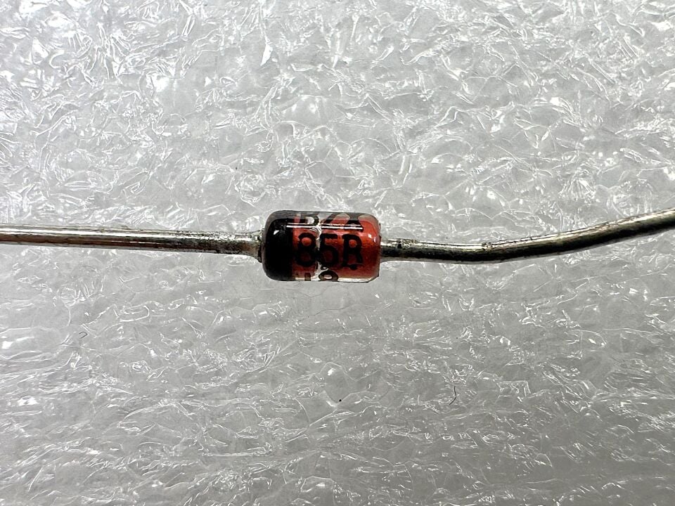 BZX85B18