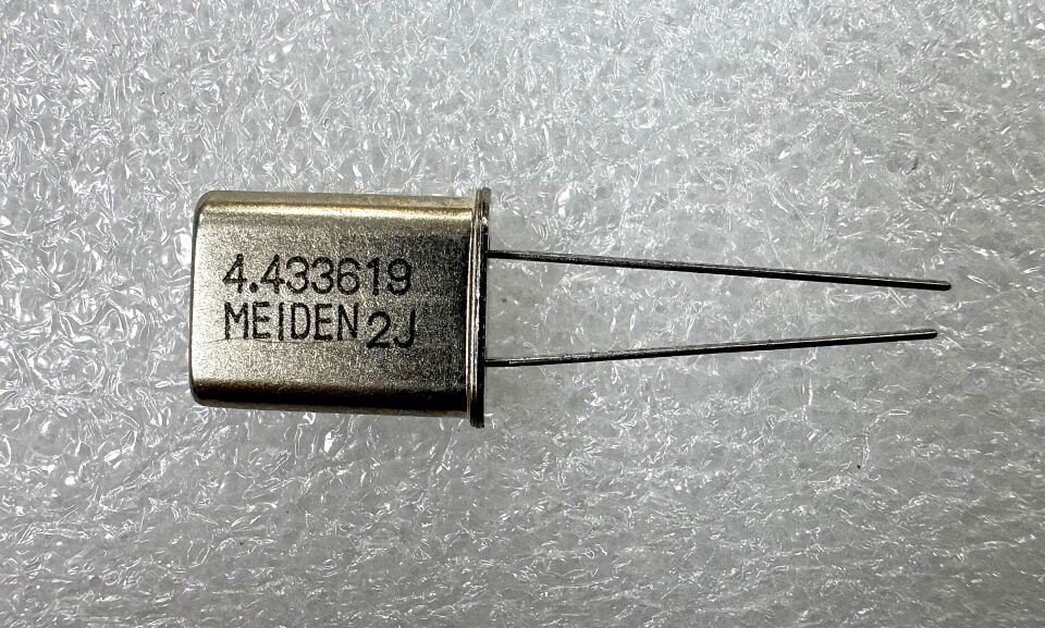 4.433619 MHZ KRİSTAL