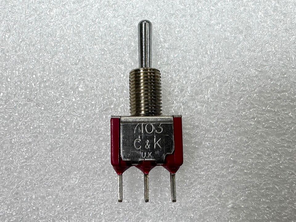 7103 3 PIN ON OF ON TOGGLE SWITCH