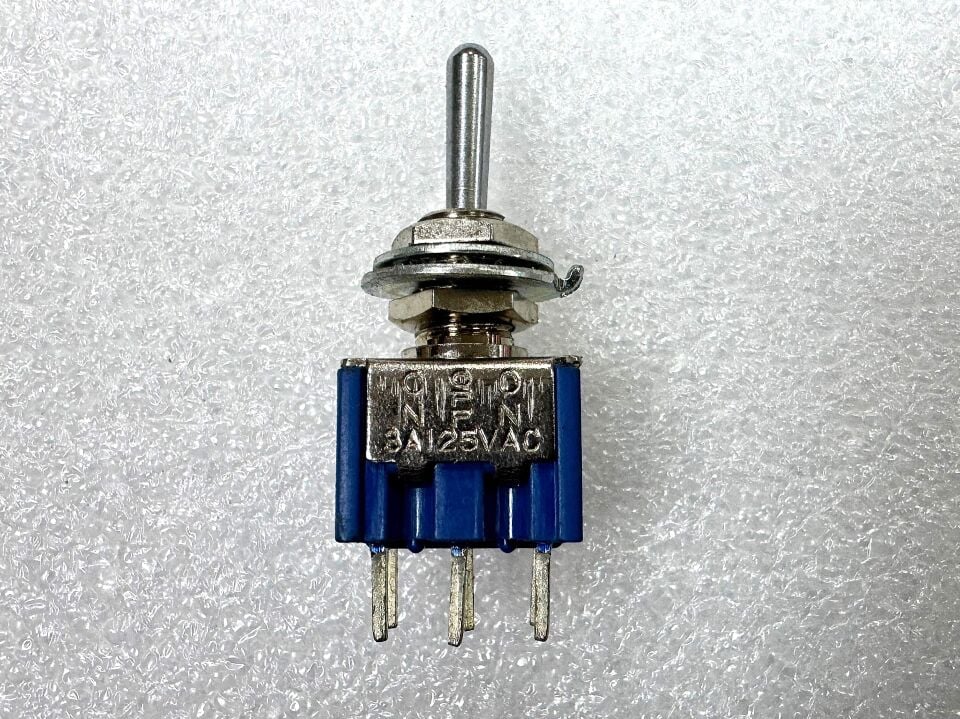 6 PIN ON OF ON TOGGLE SWITCH