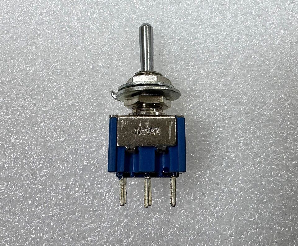 6 PIN ON OF ON TOGGLE SWITCH