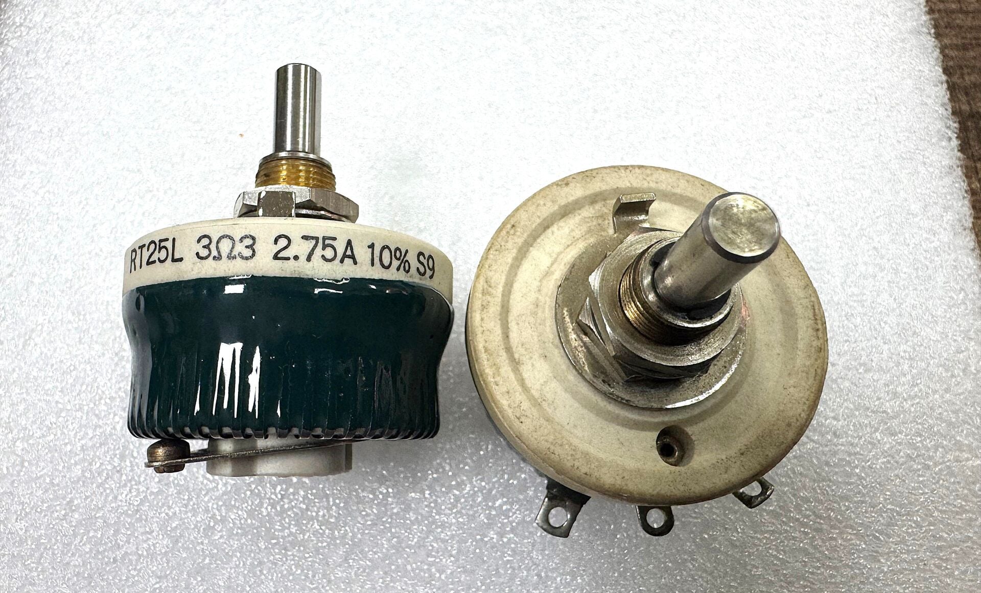 3R3 25W POTANSİYOMETRE