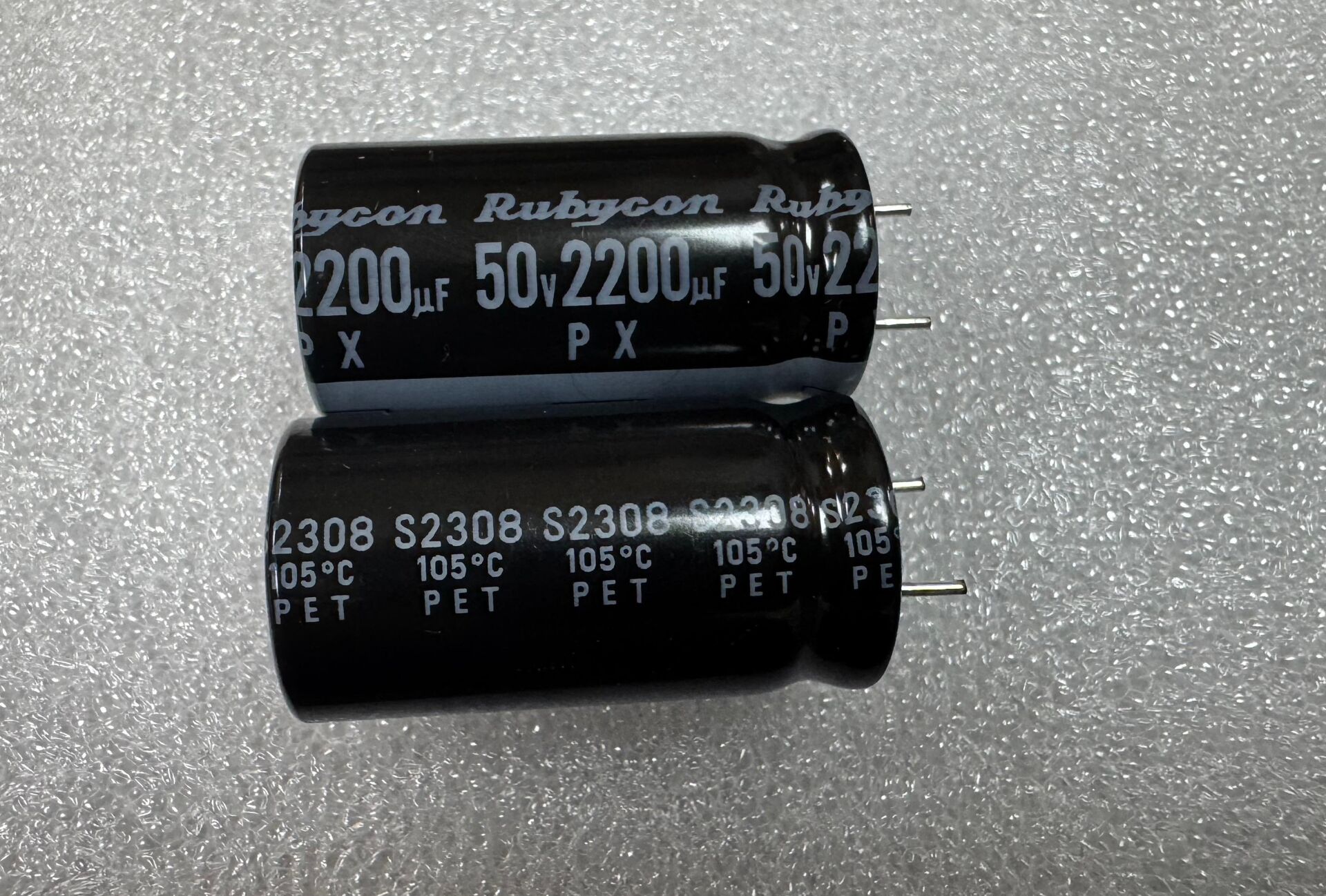 2200UF 50V 16X31,5 RUBYCON