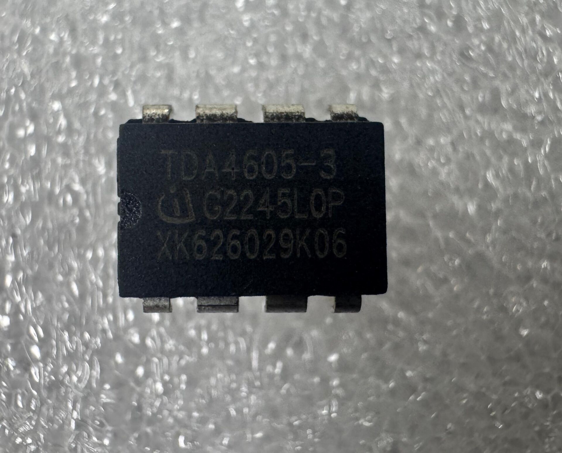 TDA4605-3 DİP 8