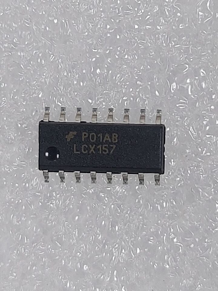 74LCX157 SOIC-16 SMD (LCX157)