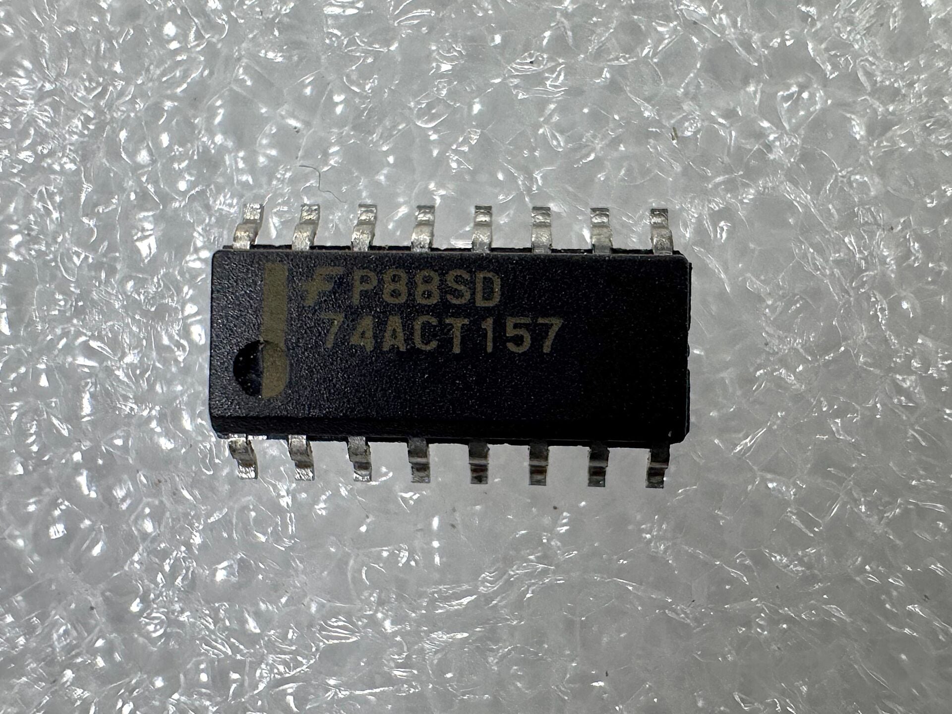 74ACT157 SOIC-16