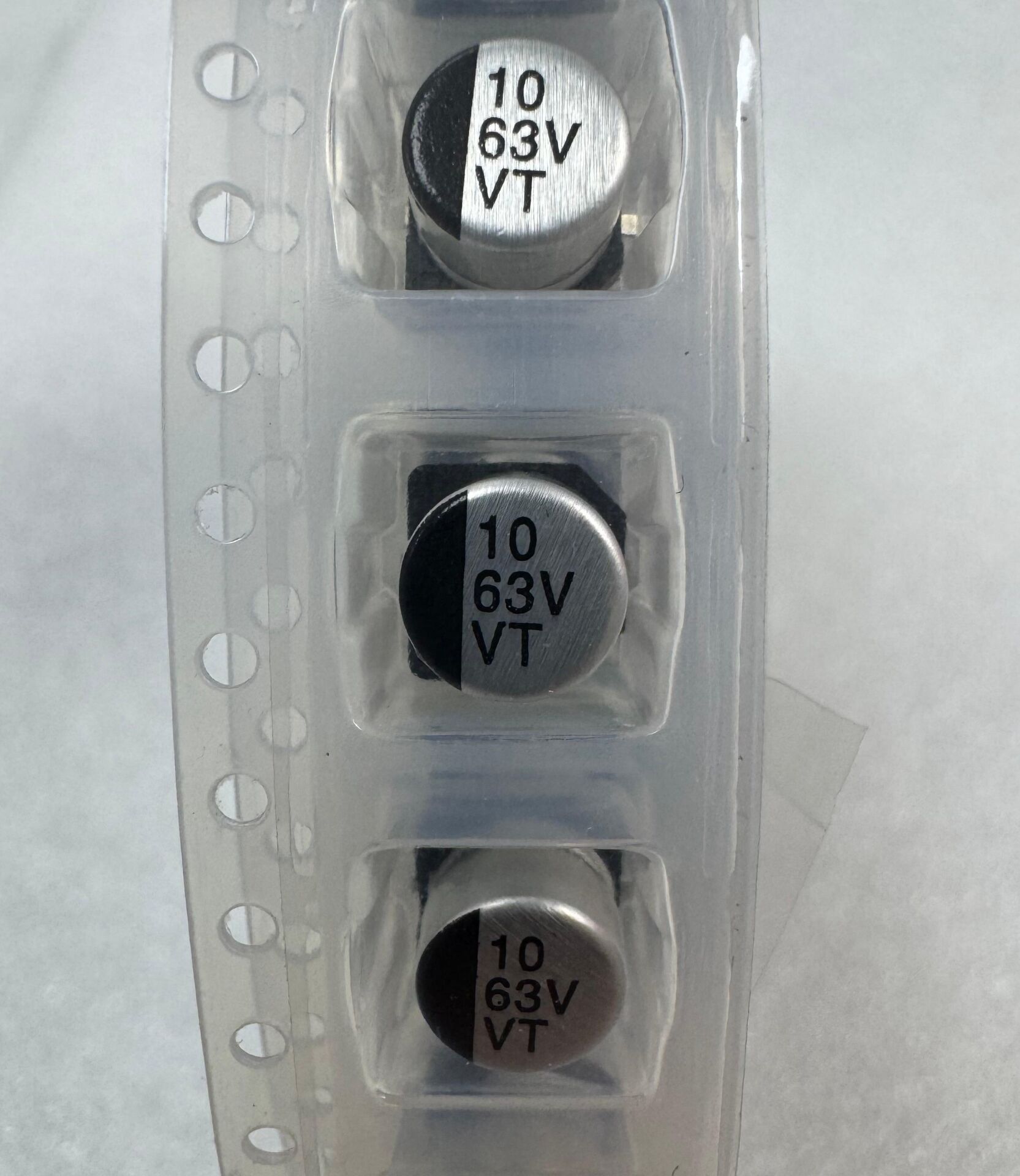 10UF 63V  SMD 6,3X5,4