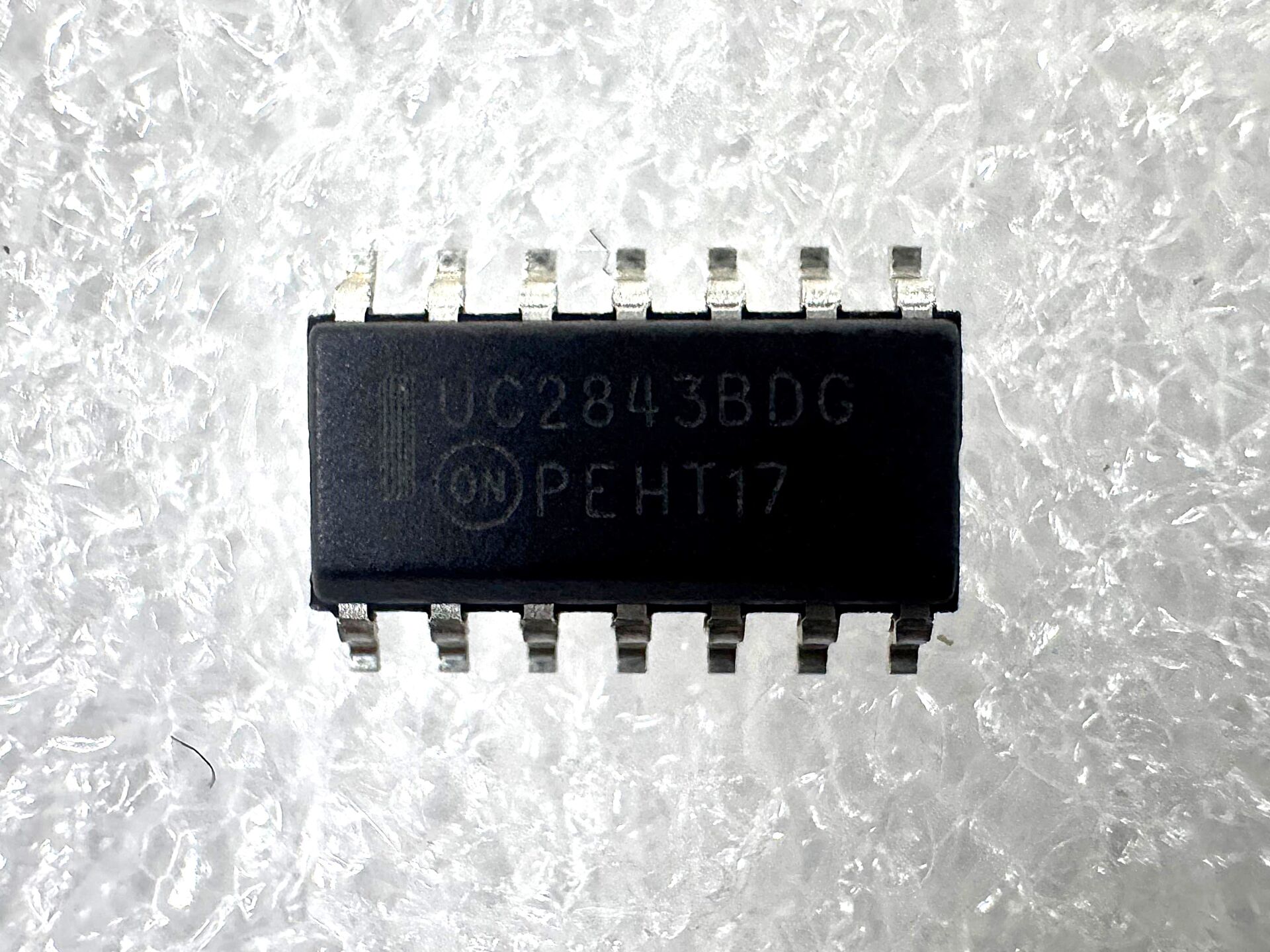 UC2843B SOIC-14
