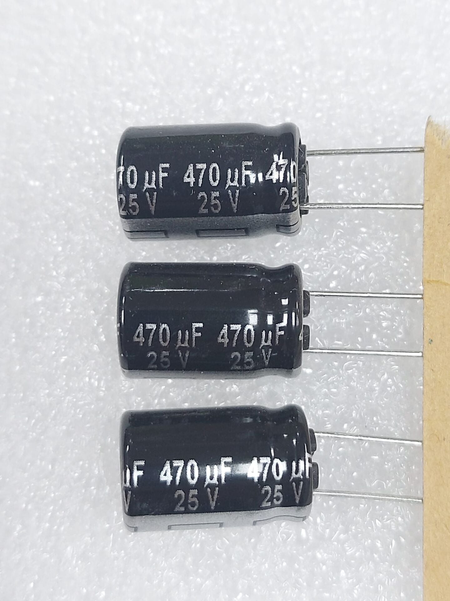 470UF 25V 10X16  105C PANASONIC