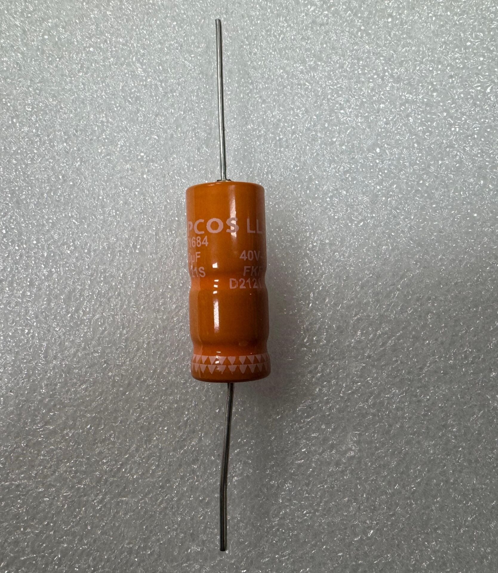 680UF 40V 125C  AXİEL