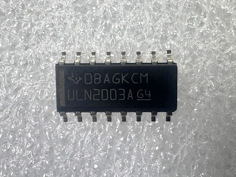 ULN2003ADR (ULN2003A)