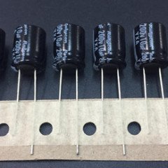 100UF 200V