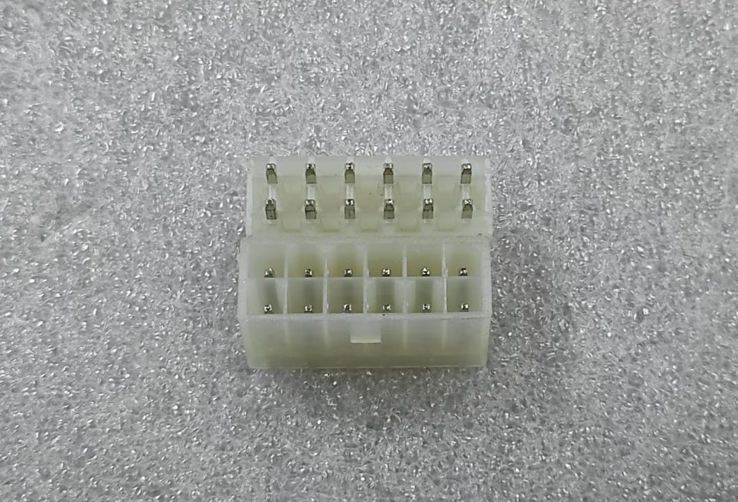 4.20MM 12 PİN 180C PCB TİP ERKEK KONNEKTÖR