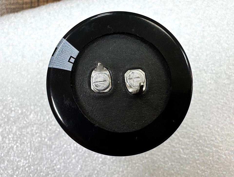 2200UF 200V
