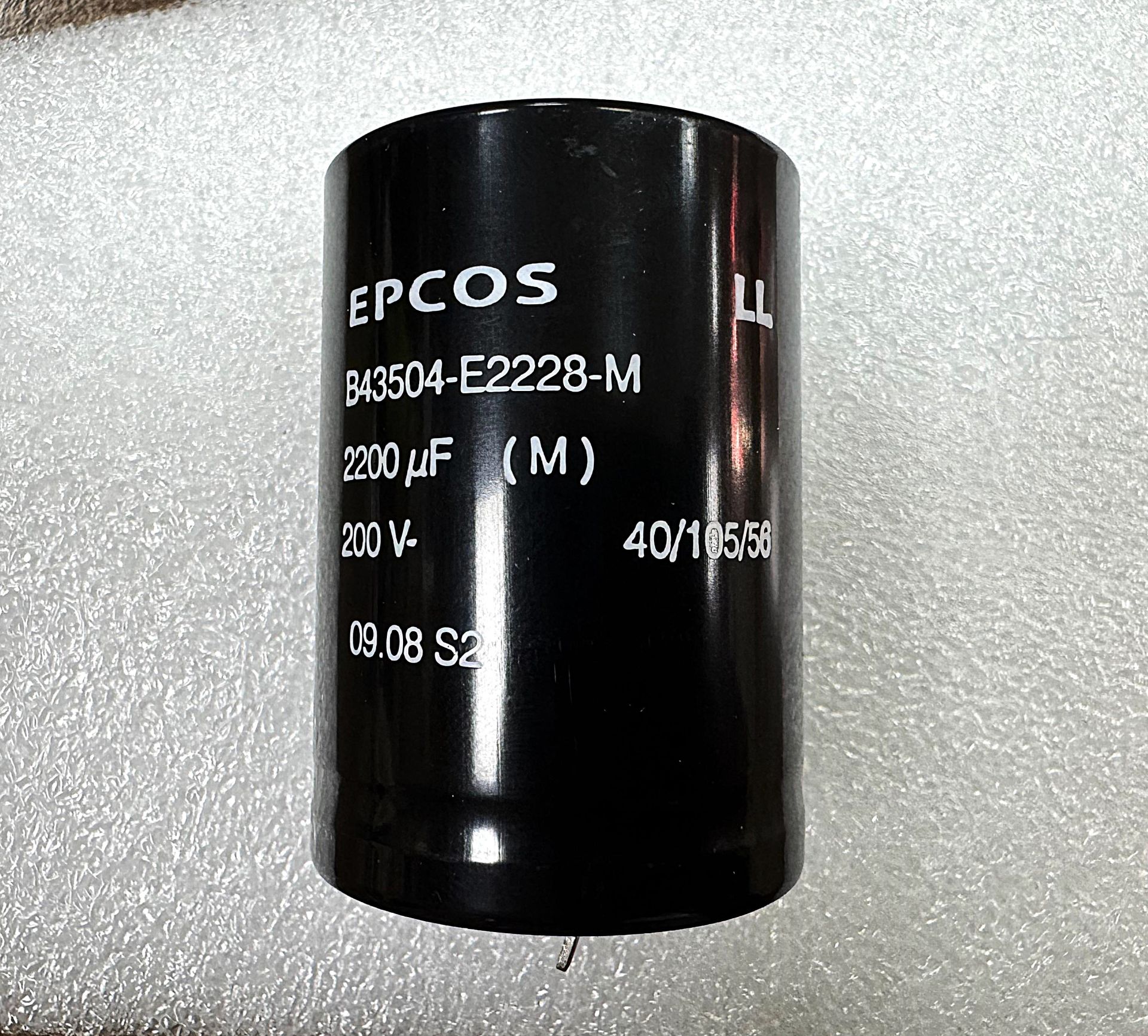 2200UF 200V