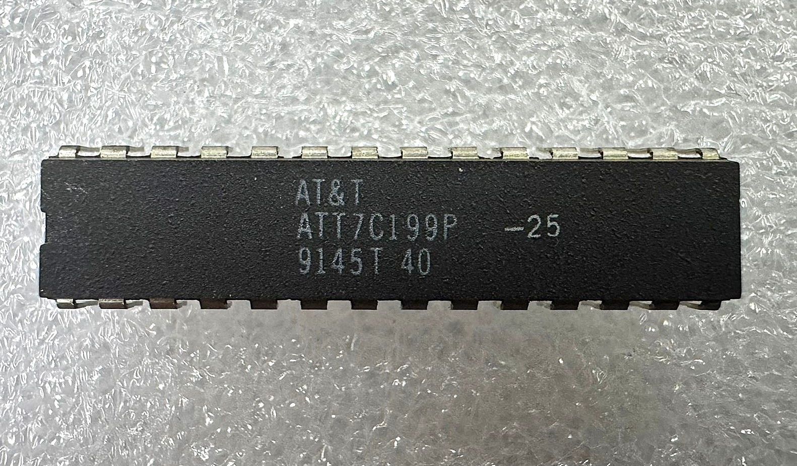 CY7C199
