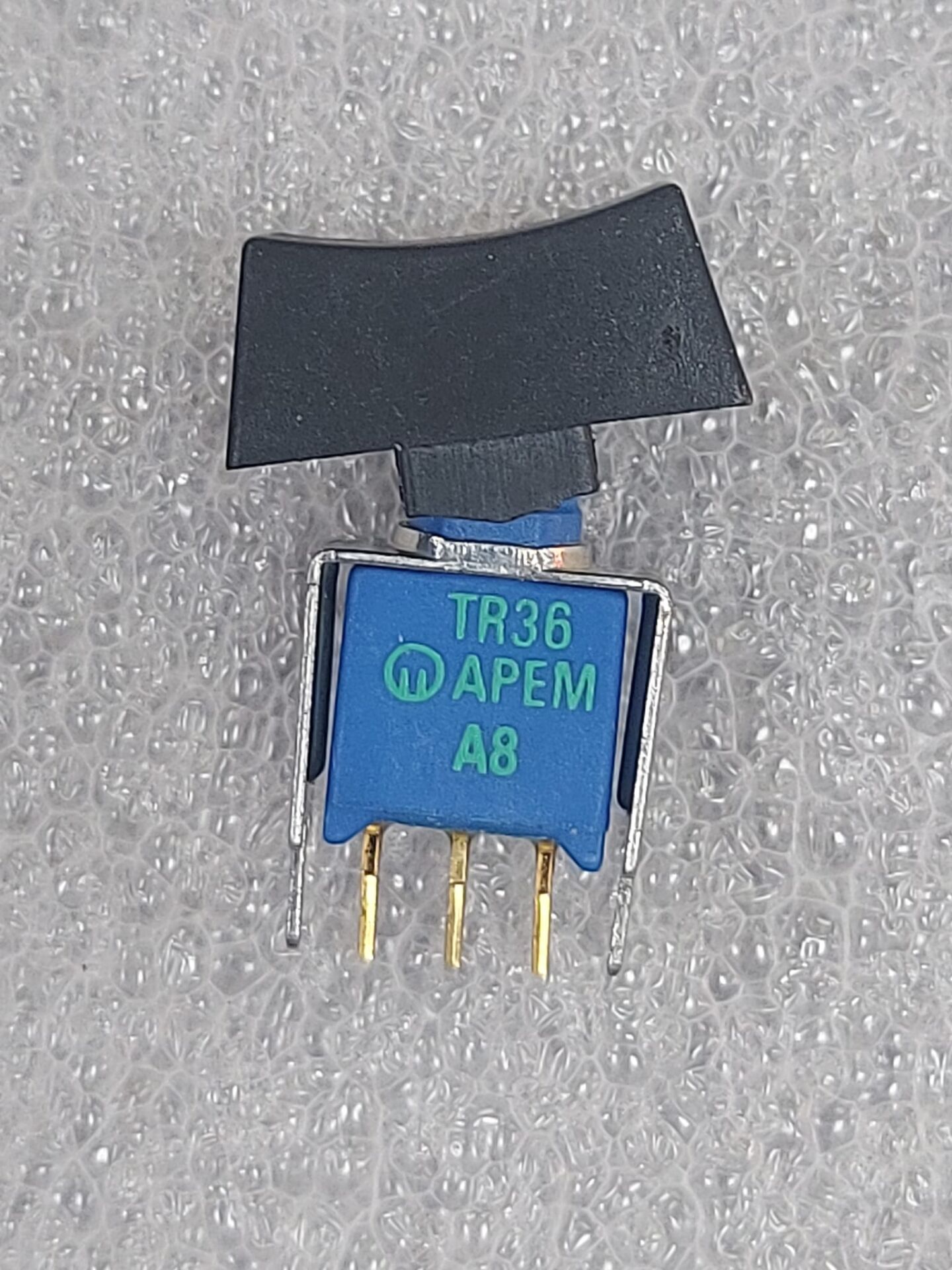 TR36Y (TR36 SERİSİ) 3PİN