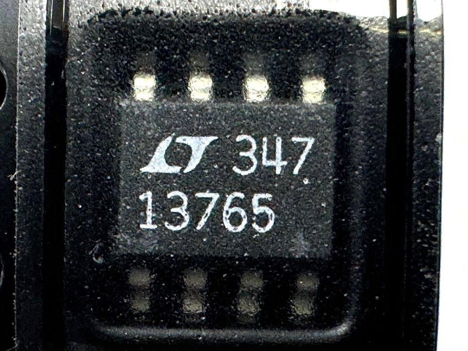 LT1376CS8-5  (13765)