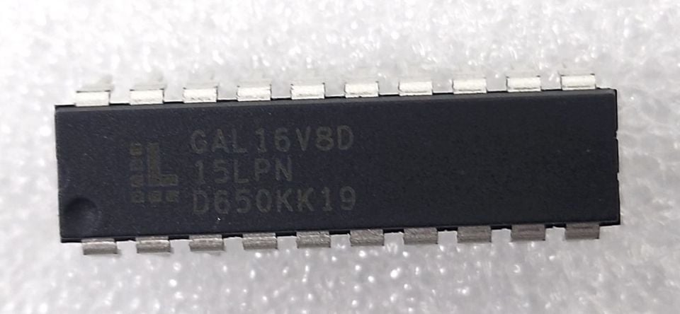 GAL16V8D-15