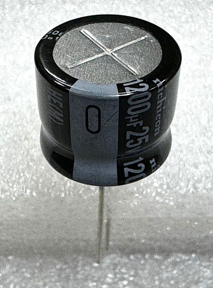 1200UF 25V