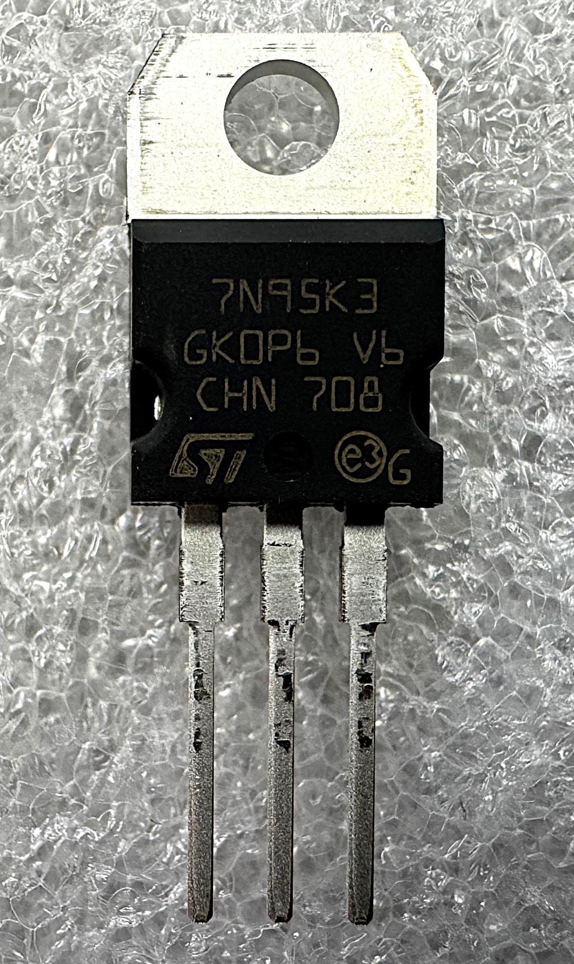 STP7N95K3 (7N95K3)