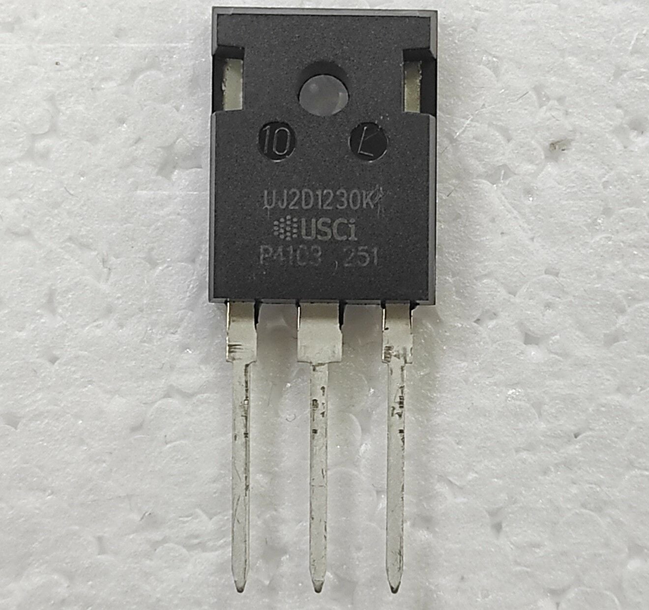 UJ2D1230K