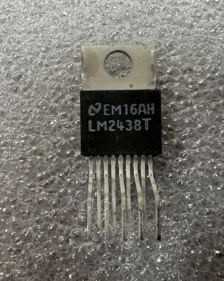 LM2438T