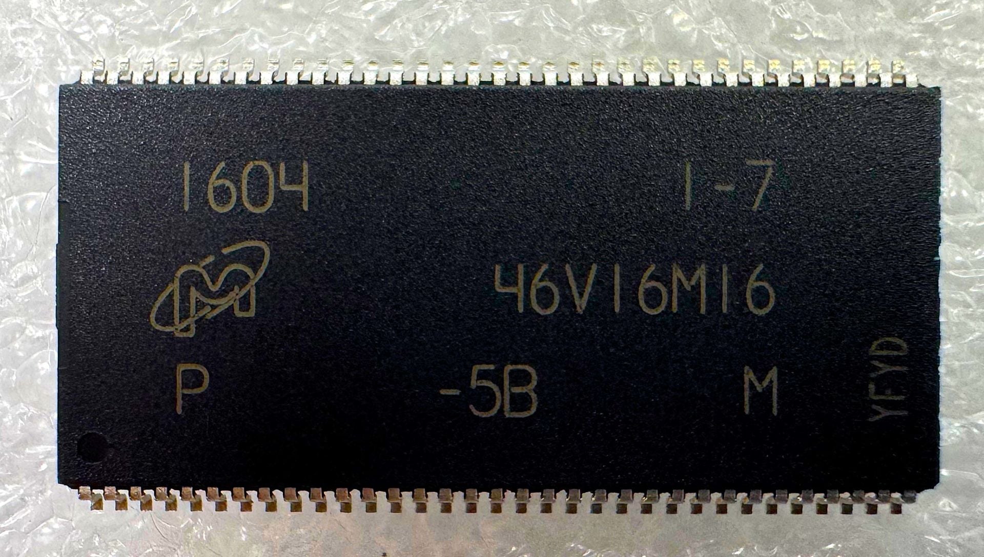 MT46V16M16-5B:M