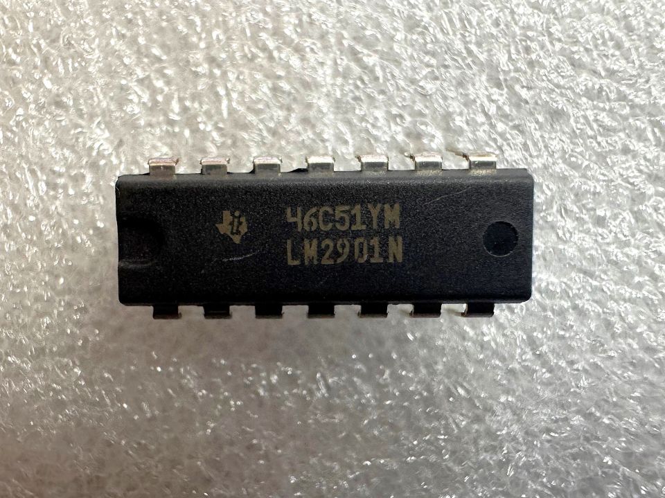 LM2901