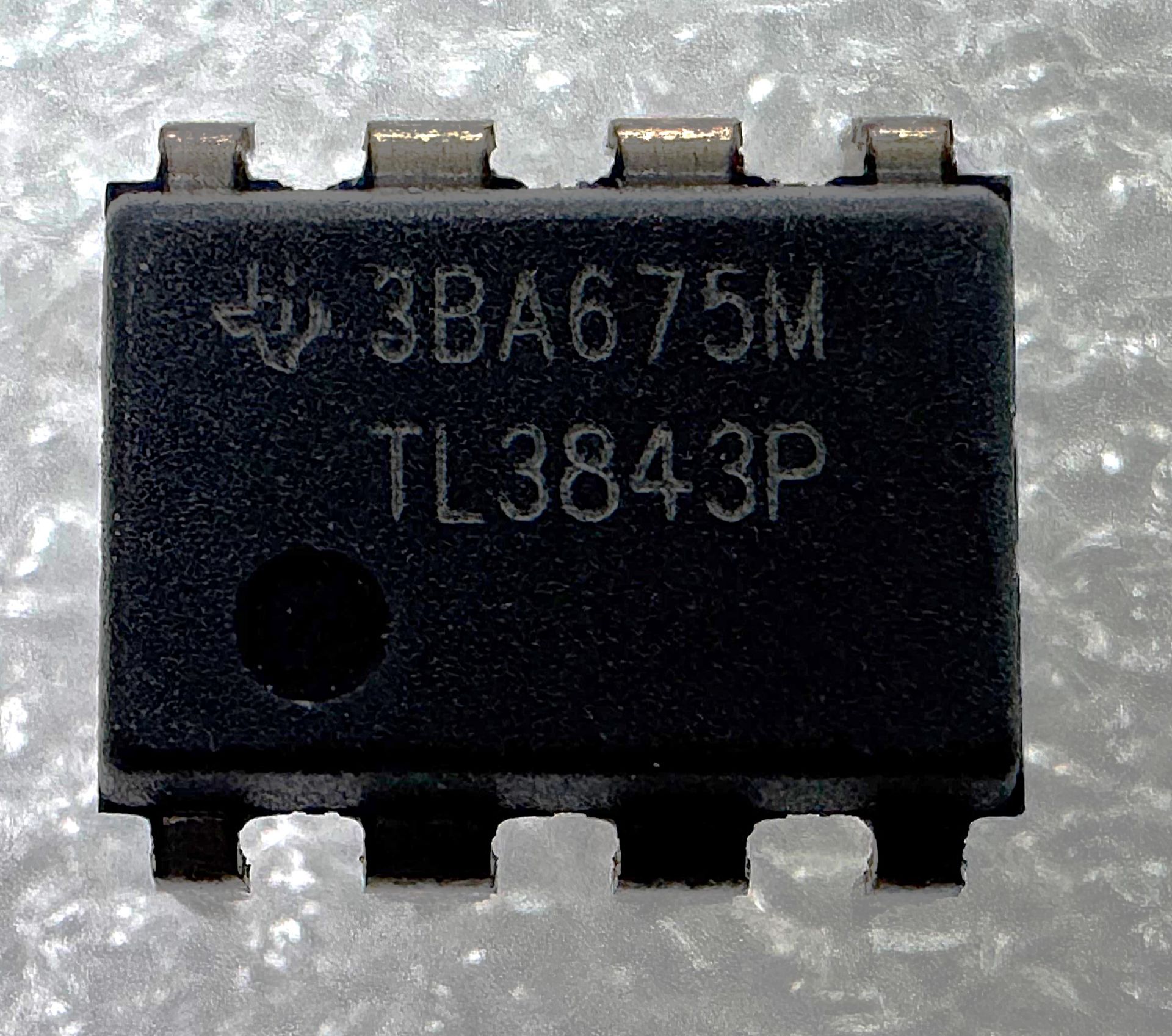 TL3843P (UC3843)