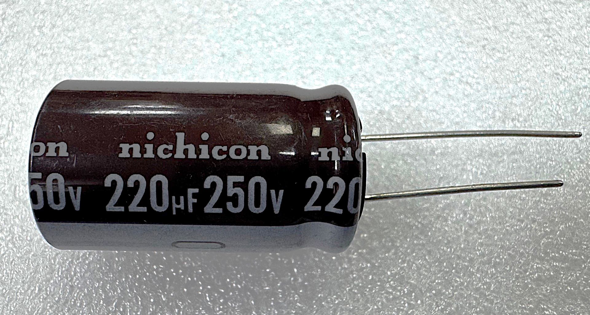 220UF 250V