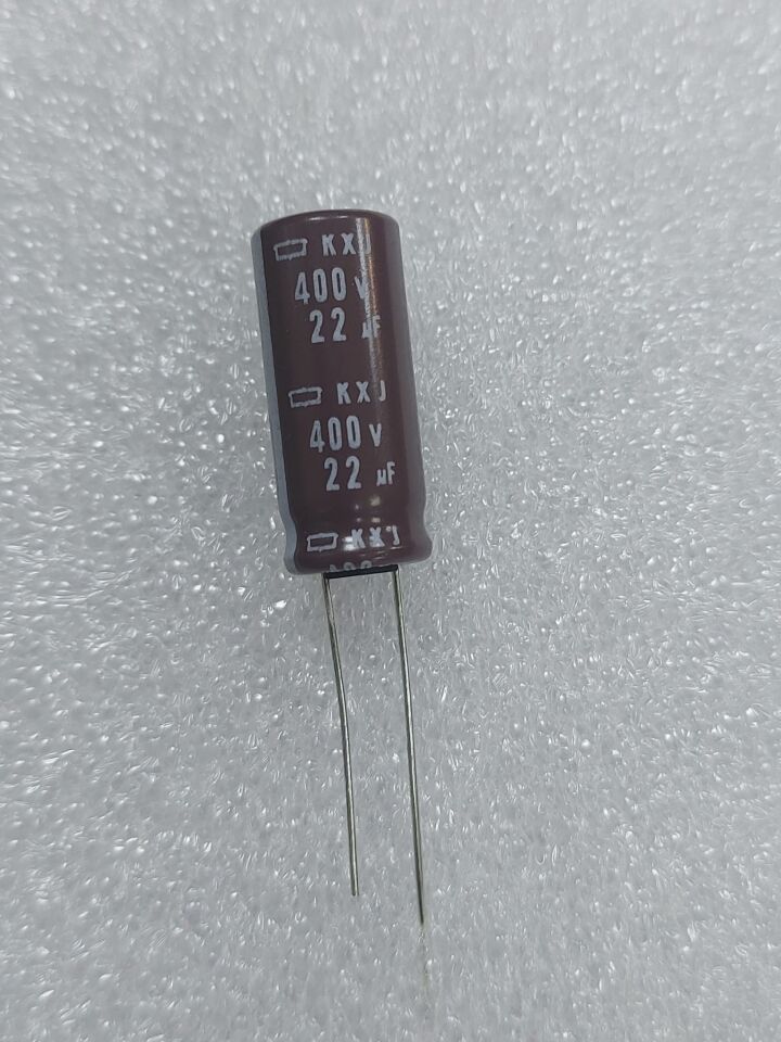 22UF 400V