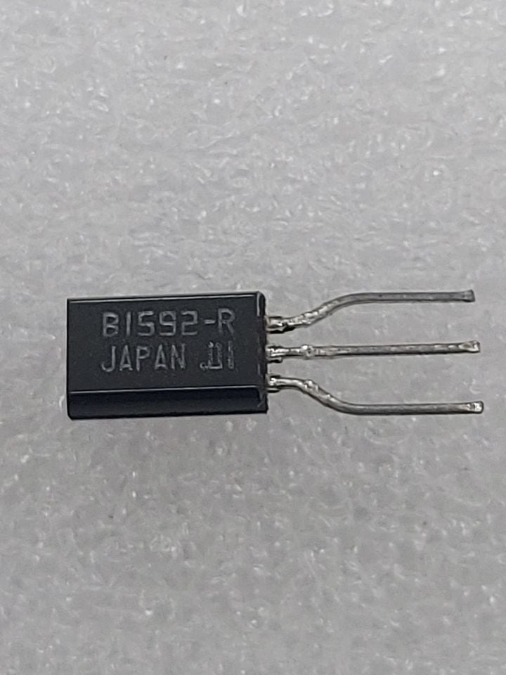 2SB1592 (B1592-R)