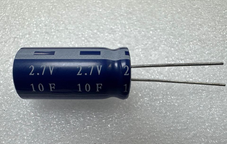 10F 2.7V