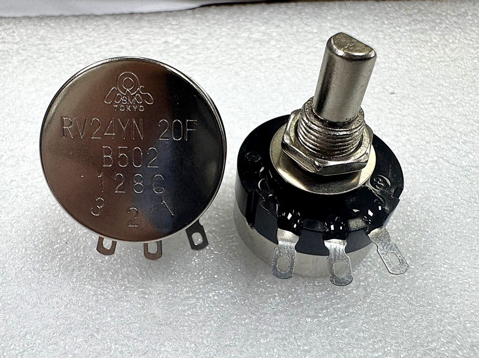 RV24YN20FB502 (5K)