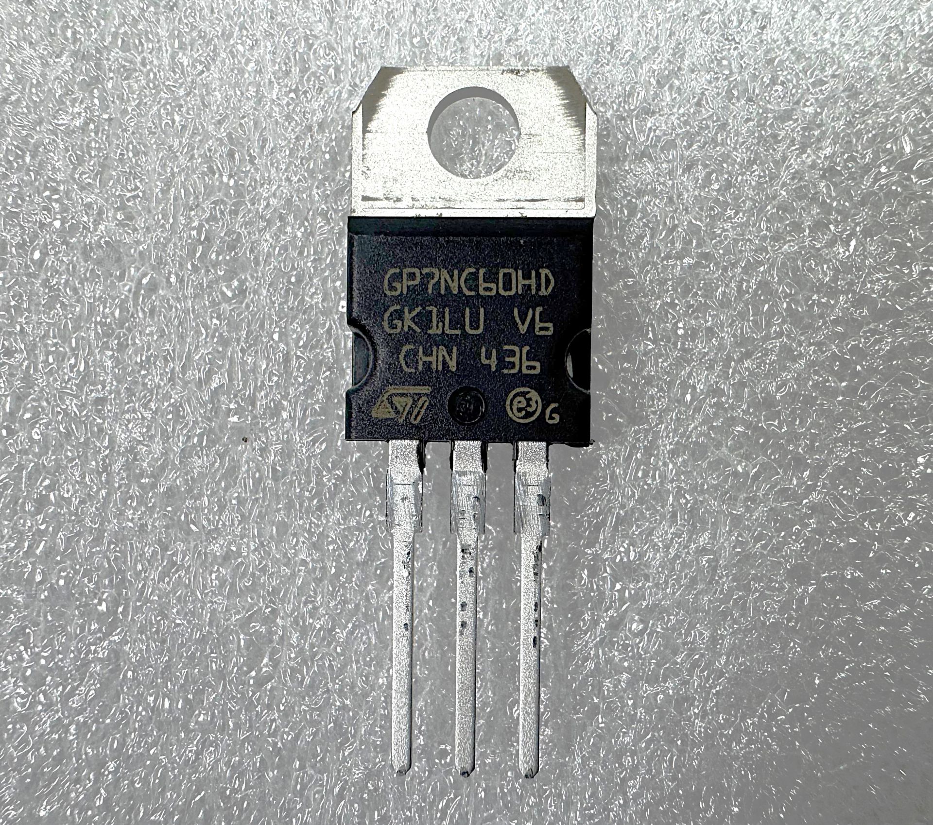STGP7NC60HD