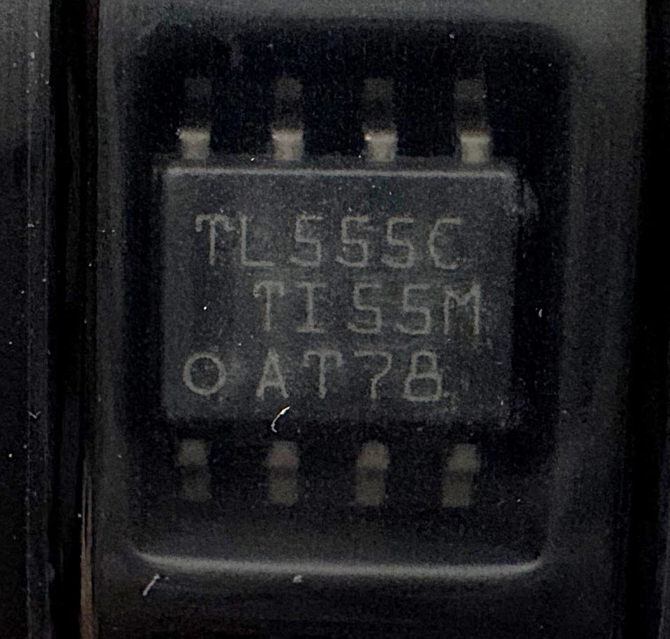 TLC555CDR