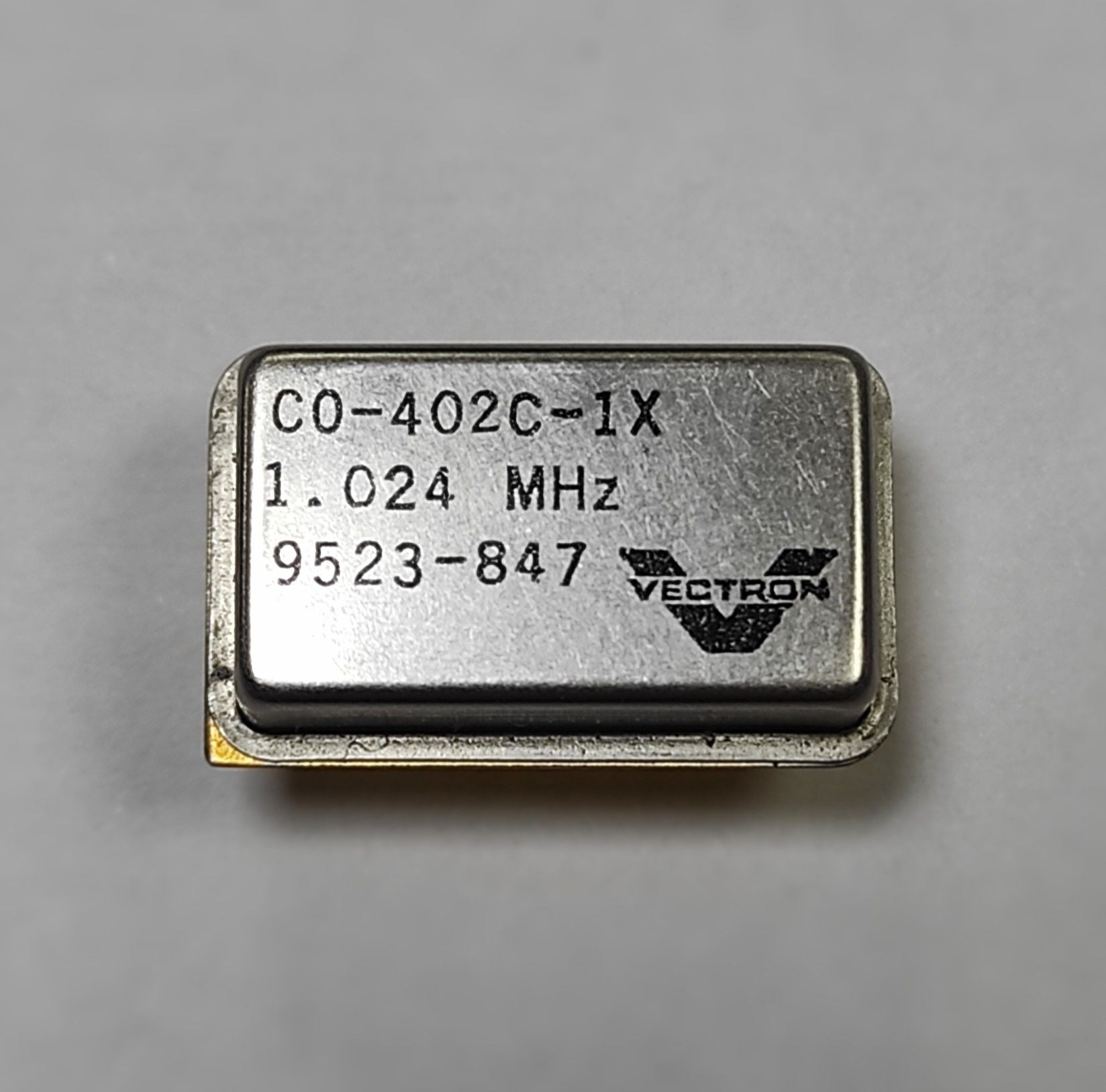 1.024 MHZ Kristal