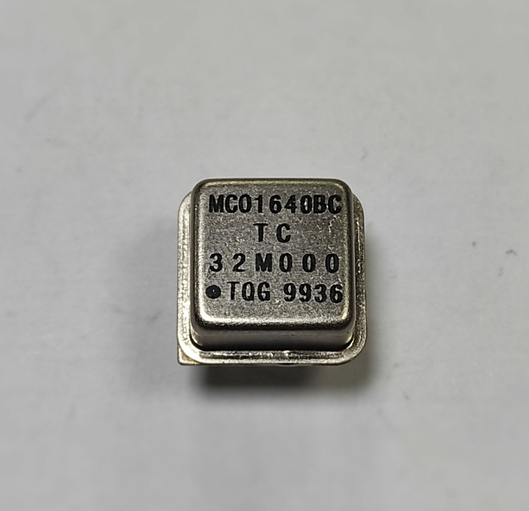 32M000 MHZ Kristal