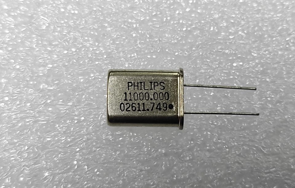 11000.000 KHZ (11.000 MHZ)