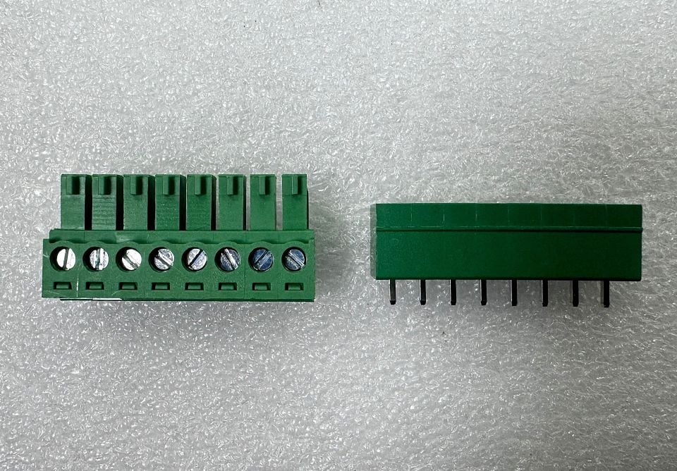 3.81MM 8 PIN 180C KLEMENS