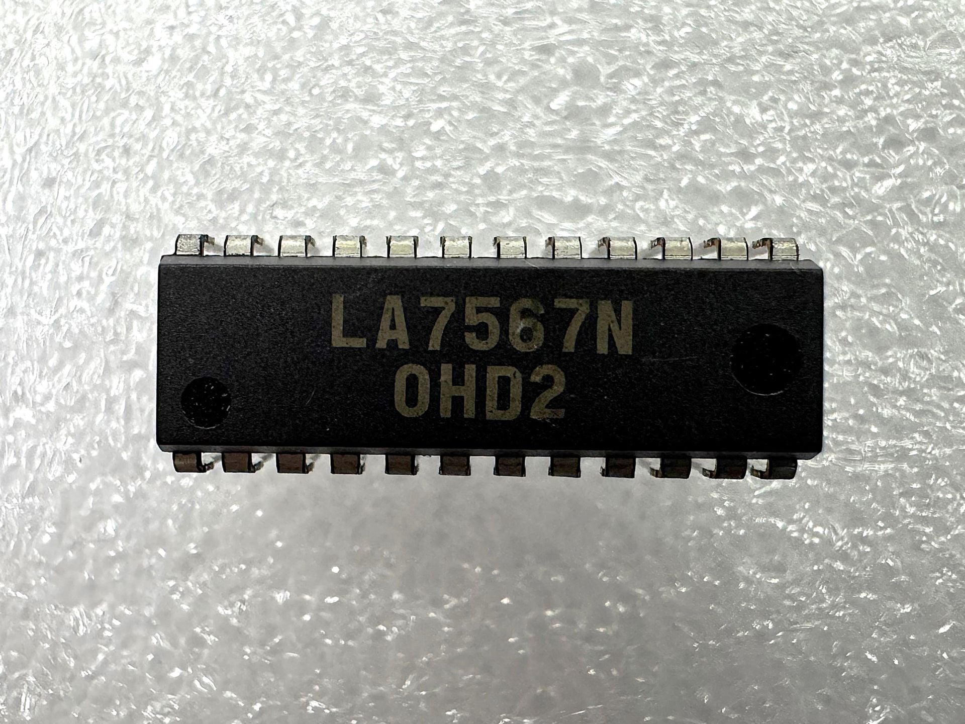 LA7567
