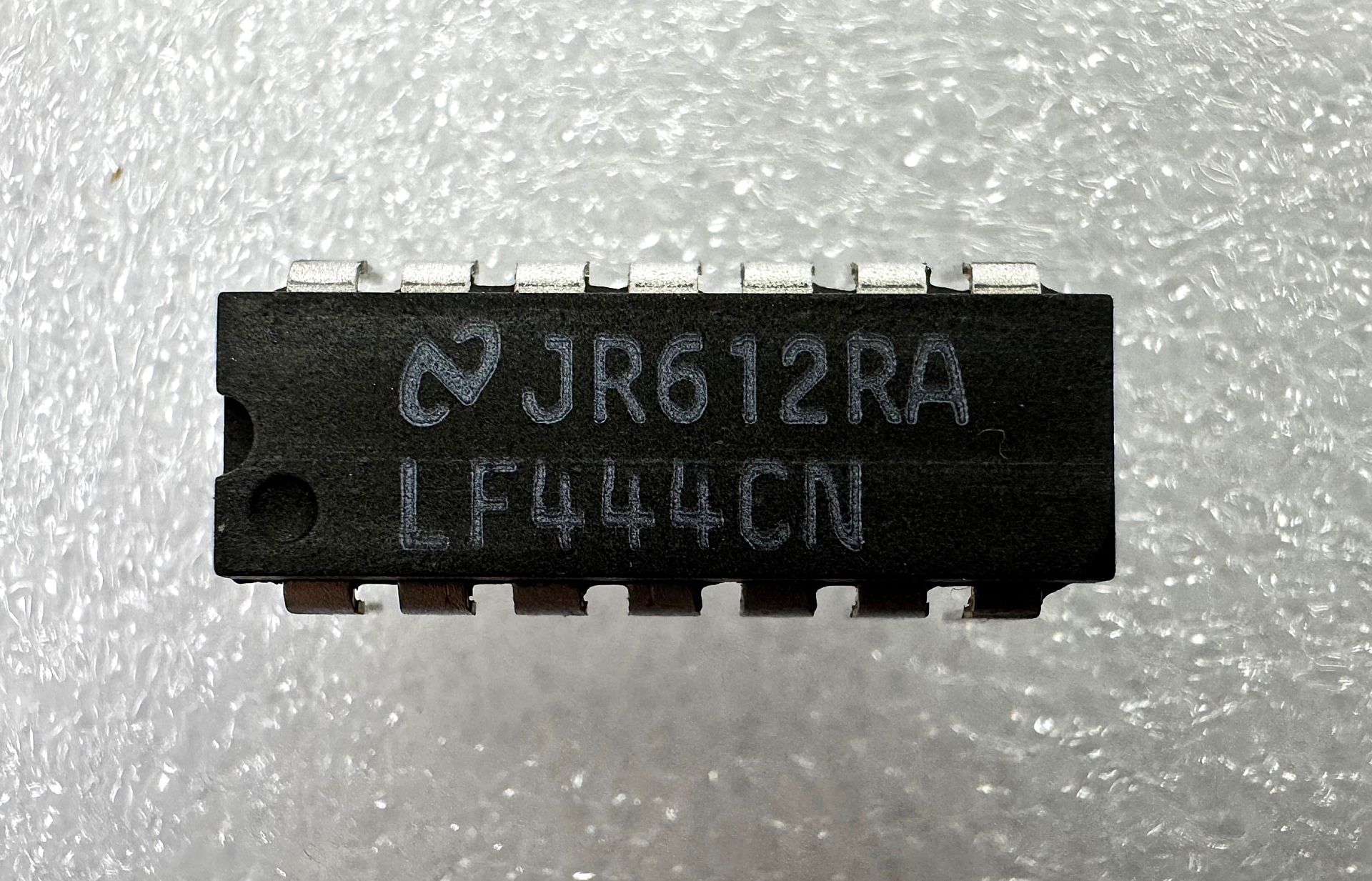 LF444CN