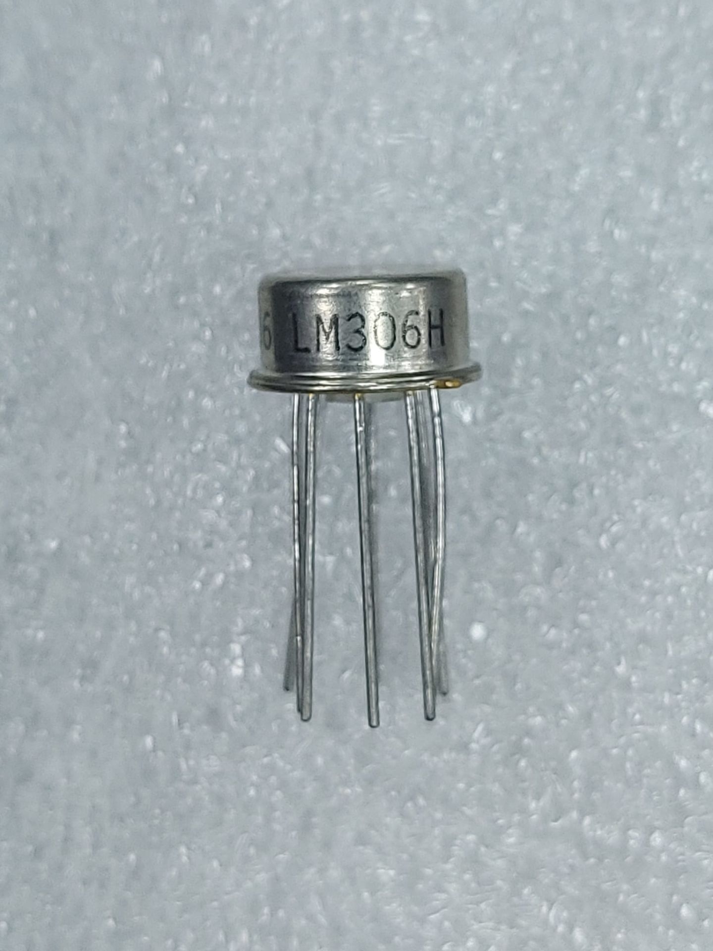 LM306H
