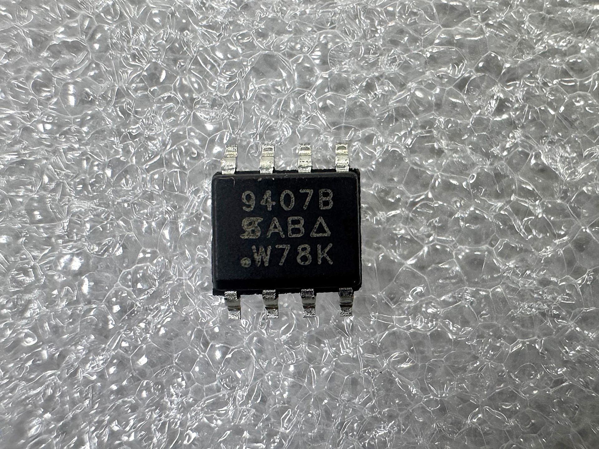 SI9407B