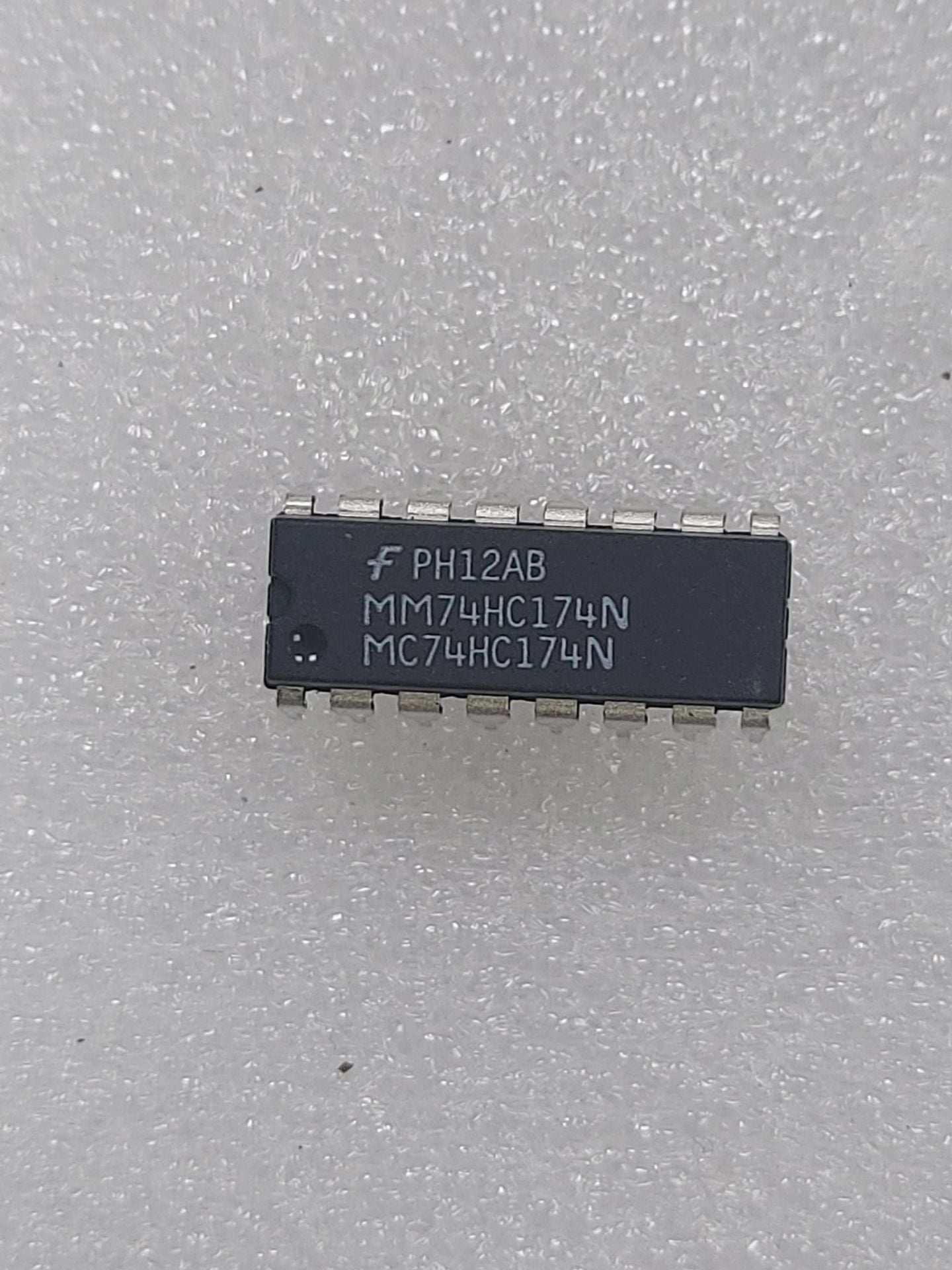 MM74HC174N (74HC174)