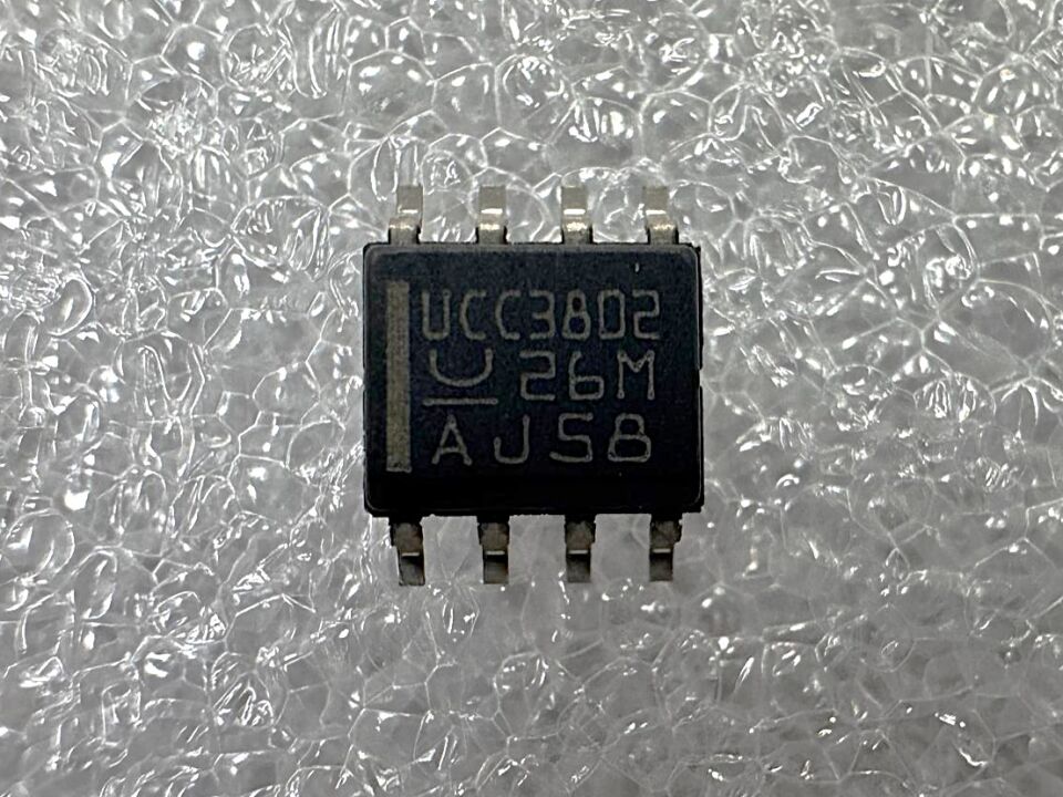 UCC3802D